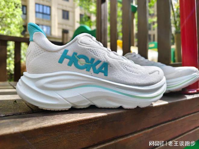 10：恰到好处的卓越跑鞋HOKA CLIFTON(图17)