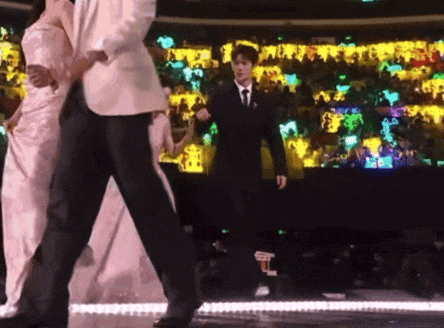 早该脱了宋佳这鞋(图1)